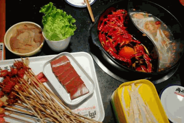 小月君肝火锅串串